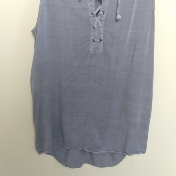 Rock & Republic Blue Chambray Denim Grommet Lace Up Tank Top Size Medium - Picture 7 of 9